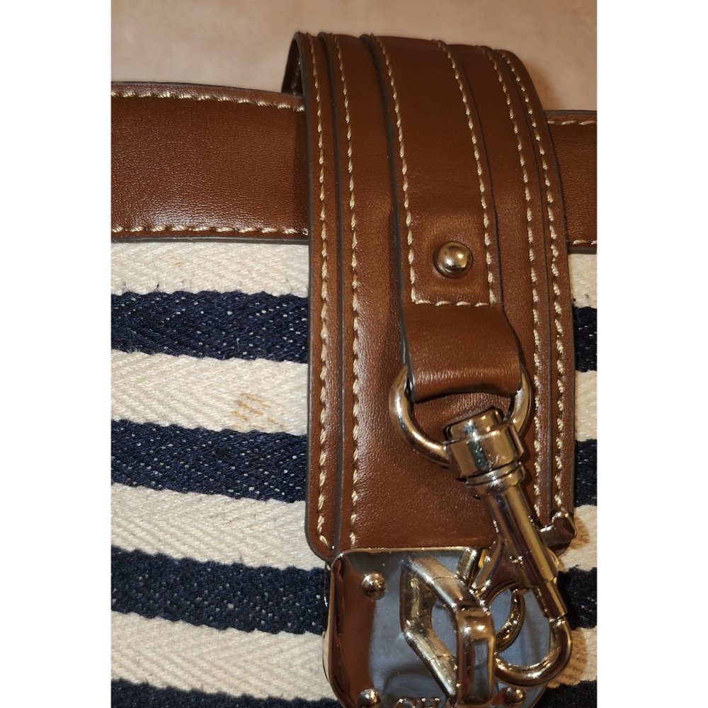 Chaps Crossbody Bag Navy & Cream Stripes W/ Brown Vegan Leather Trim - Picture 4 of 15